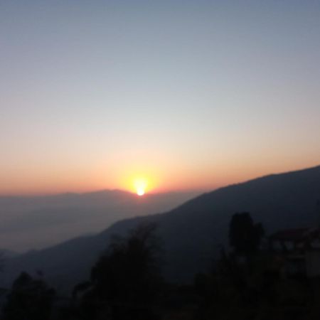 Unique Point Home Stay Nagarkot Dış mekan fotoğraf