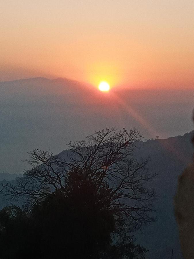 Unique Point Home Stay Nagarkot Dış mekan fotoğraf