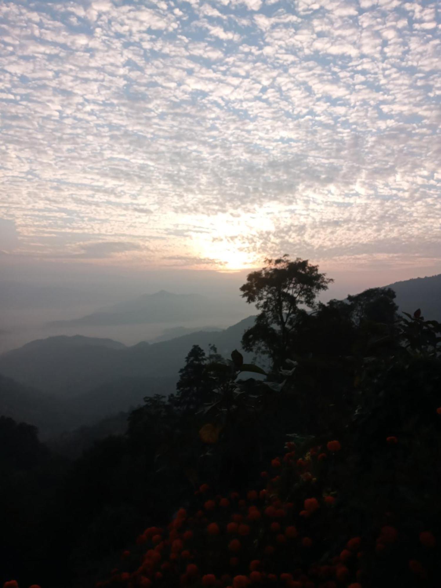 Unique Point Home Stay Nagarkot Dış mekan fotoğraf
